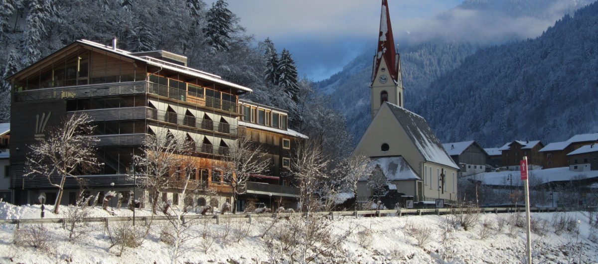 Hotel Krone Au Pfarrkirche Au Winter Vorarlberg